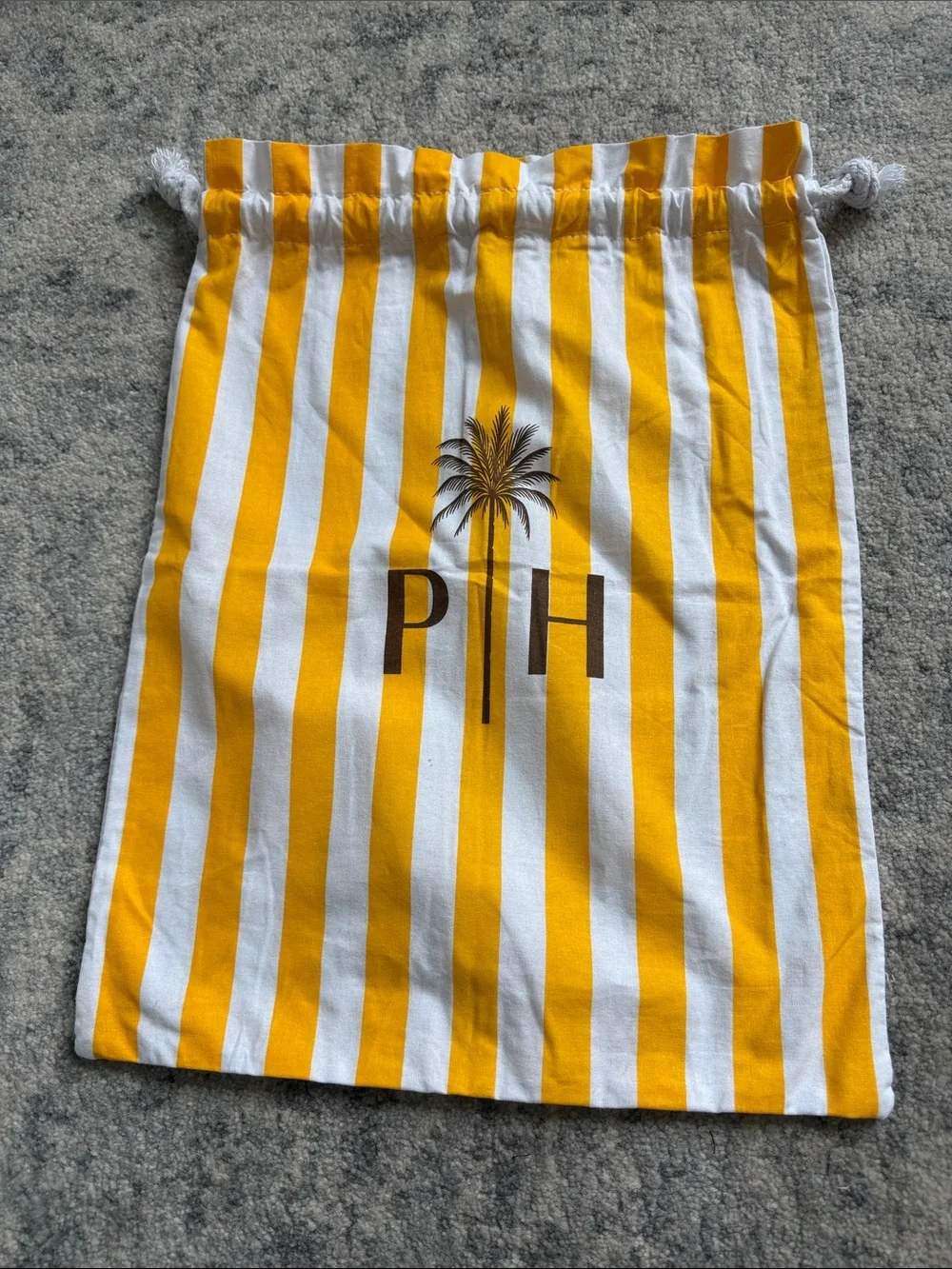 Palm Heights Dust Bag